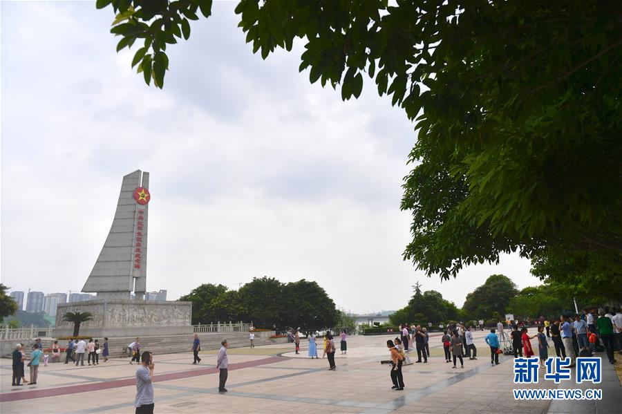 （新華全媒頭條·壯麗70年·奮斗新時(shí)代——記者再走長征路·圖文互動(dòng)）（5）跨越“第一渡”　長征出發(fā)地“換了人間”