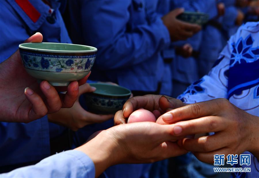 （新華全媒頭條·不忘初心、牢記使命——記者再走長征路·圖文互動）（4）風展紅旗如畫——來自長征出發(fā)地長汀、寧化的紅色信仰報告 