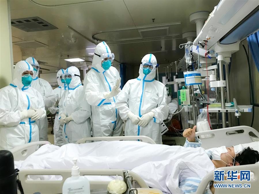 （新華全媒頭條·圖文互動）（3）新華社評論員：危難時刻，黨員干部要挺身而出——論堅決打贏疫情防控阻擊戰