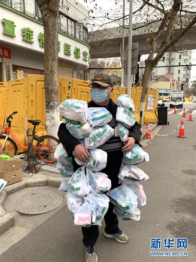 （新華全媒頭條·習近平致敬的戰“疫”英雄·武漢人民篇·圖文互動）（8）壯哉，大武漢——獻給英雄的武漢人民