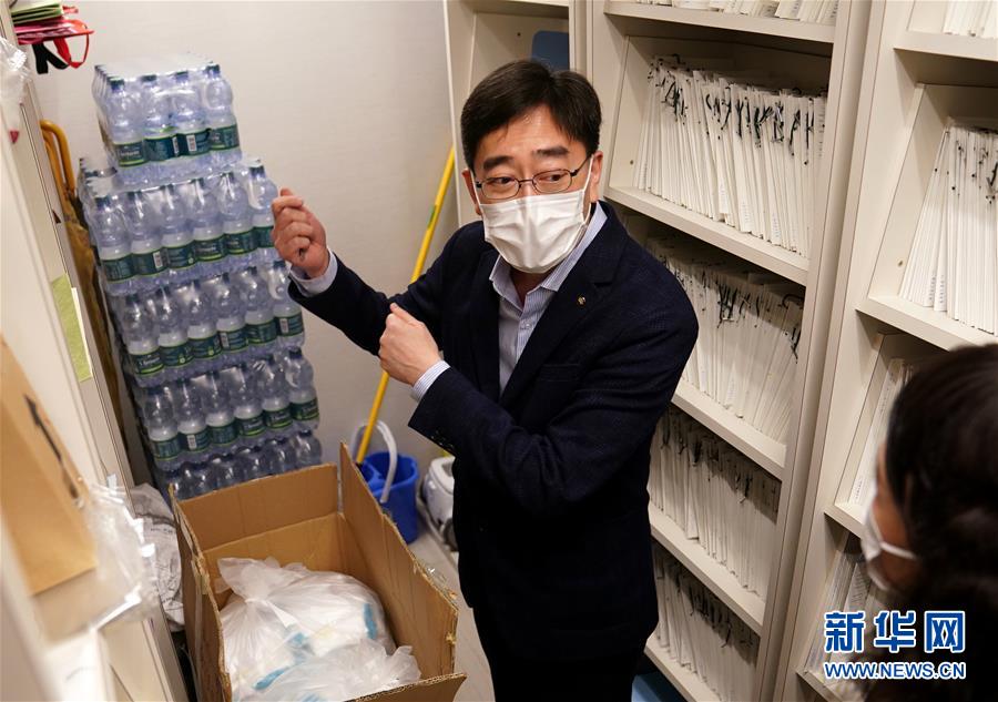 （香港故事·圖文互動）（3）從“非典”到新冠，一位香港醫生親歷的兩次抗疫