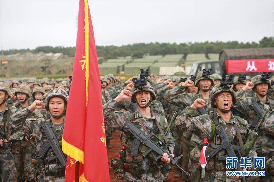 （在習近平強軍思想指引下·我們在戰位報告·圖文互動）（1）千里移防，鐵心跟黨走——南部戰區陸軍第75集團軍某紅軍旅政治建軍、練兵備戰記事