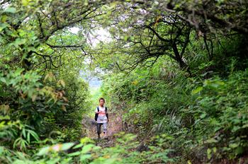 大山深深，擋不住小小讀書郎的求學夢