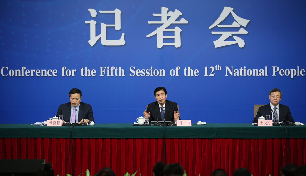 回放：商務部就“改革開放調(diào)結(jié)構(gòu) 創(chuàng)新驅(qū)動促發(fā)展”答問