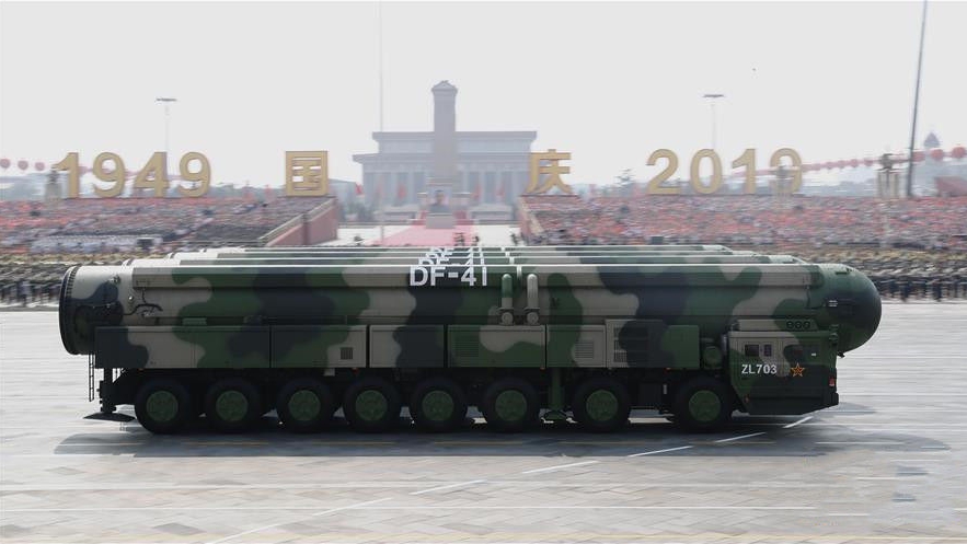 300秒回顧國慶70周年大閱兵！東風-41、殲-20震撼亮相