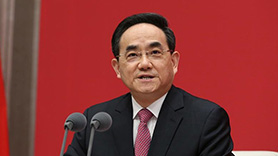 中央宣傳部副部長(zhǎng)、國務(wù)院新聞辦公室主任徐麟主持發(fā)布會(huì)