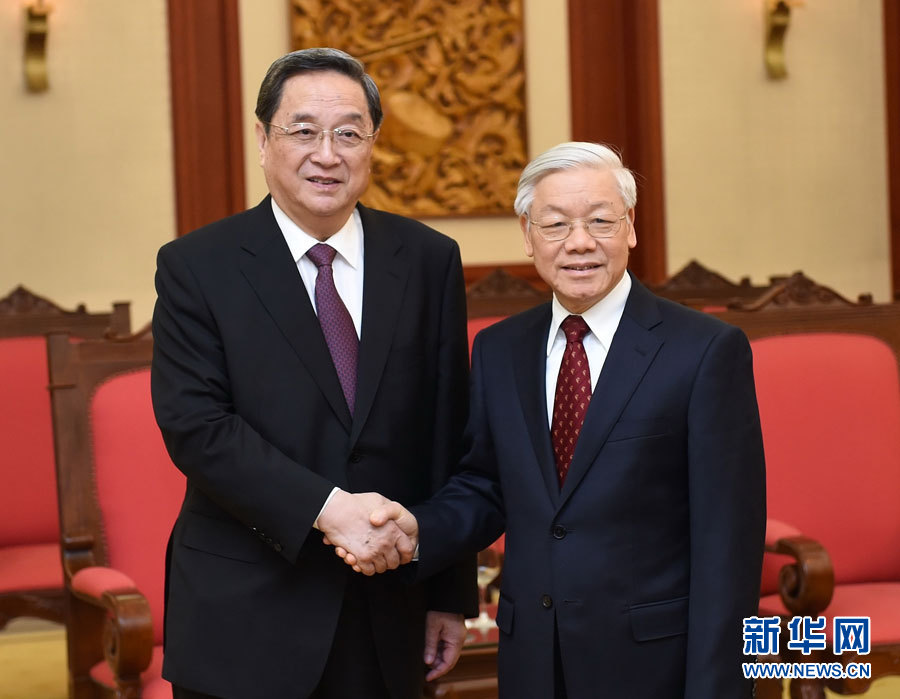12月25日至27日，中共中央政治局常委、全國政協主席俞正聲對越南進行正式訪問。這是12月26日，俞正聲在河內會見越共中央總書記阮富仲。 新華社記者劉建生攝