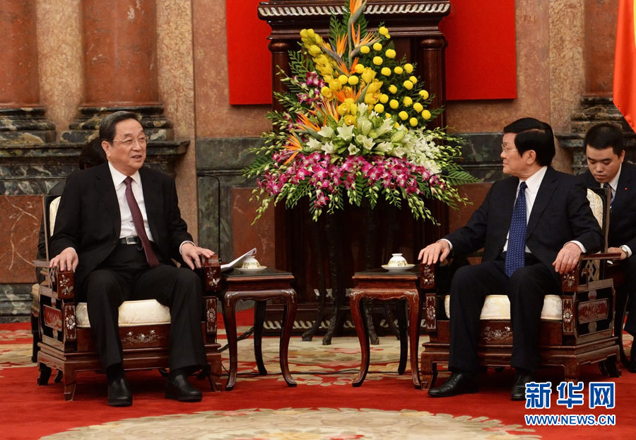 12月25日至27日，中共中央政治局常委、全國政協主席俞正聲對越南進行正式訪問。這是12月26日，俞正聲在河內會見越南國家主席張晉創。 新華社記者劉建生攝