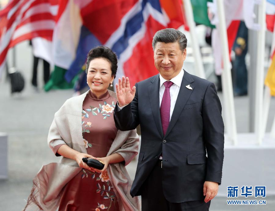 7月7日，二十國集團領導人第十二次峰會在德國漢堡舉行。國家主席習近平出席并發表題為《堅持開放包容　推動聯動增長》的重要講話。這是習近平和夫人彭麗媛出席漢堡峰會舉行的音樂會。新華社記者 劉衛兵 攝 